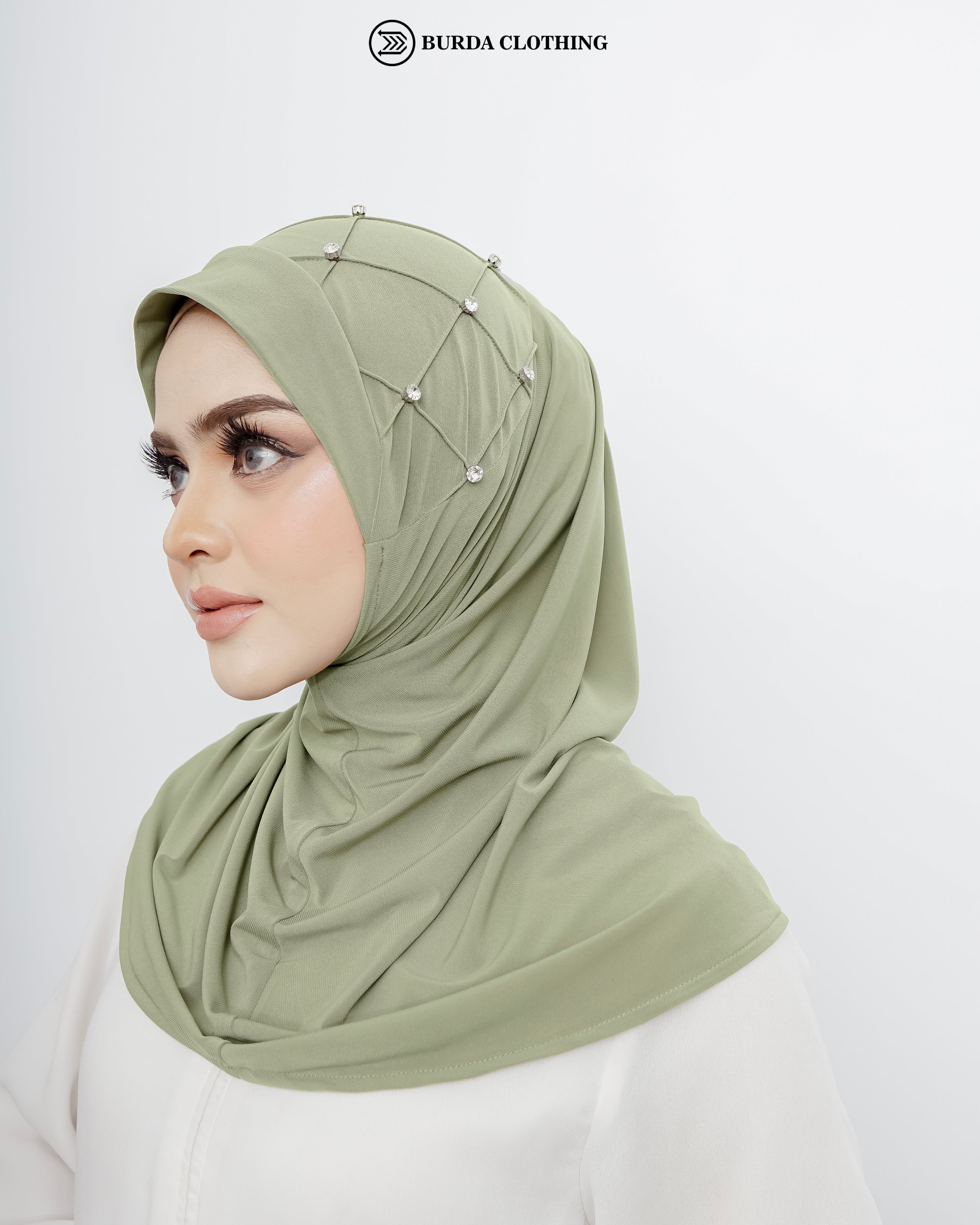 Pull on Hijab with stone (Jersey)