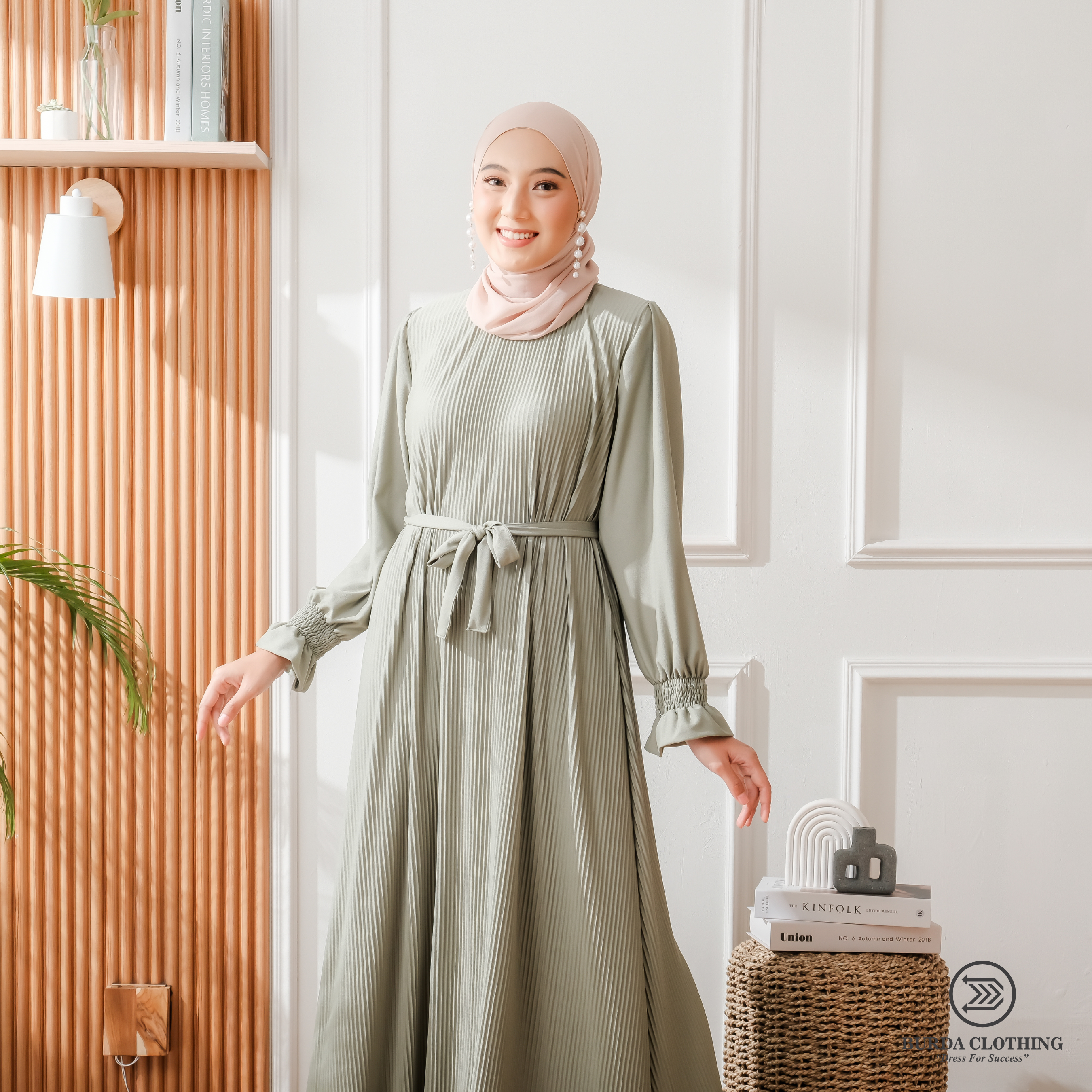 Women's Old dress Green - Burdaclothing