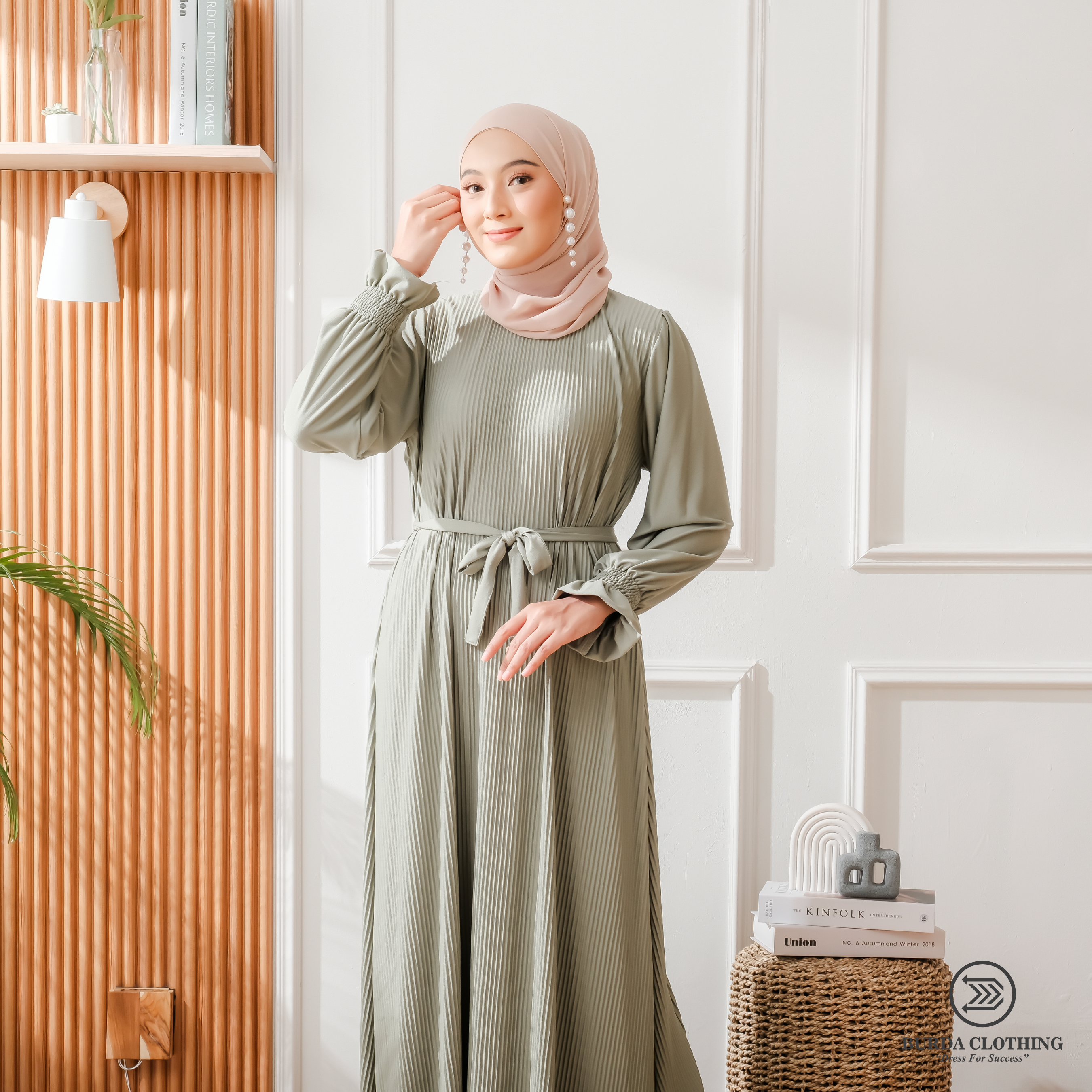 Women's Old dress Green - Burdaclothing