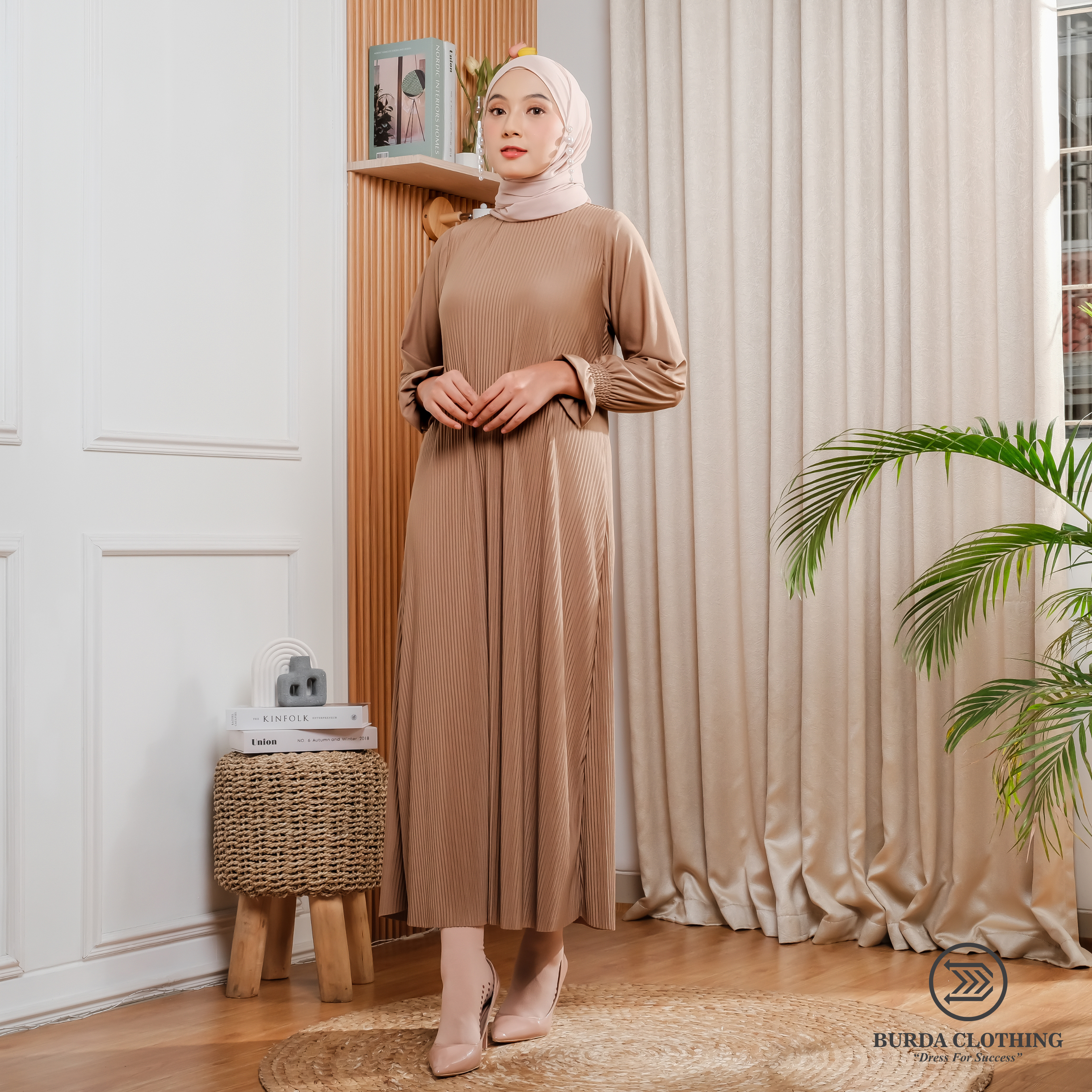 Women's Old dress Brown - Burdaclothing