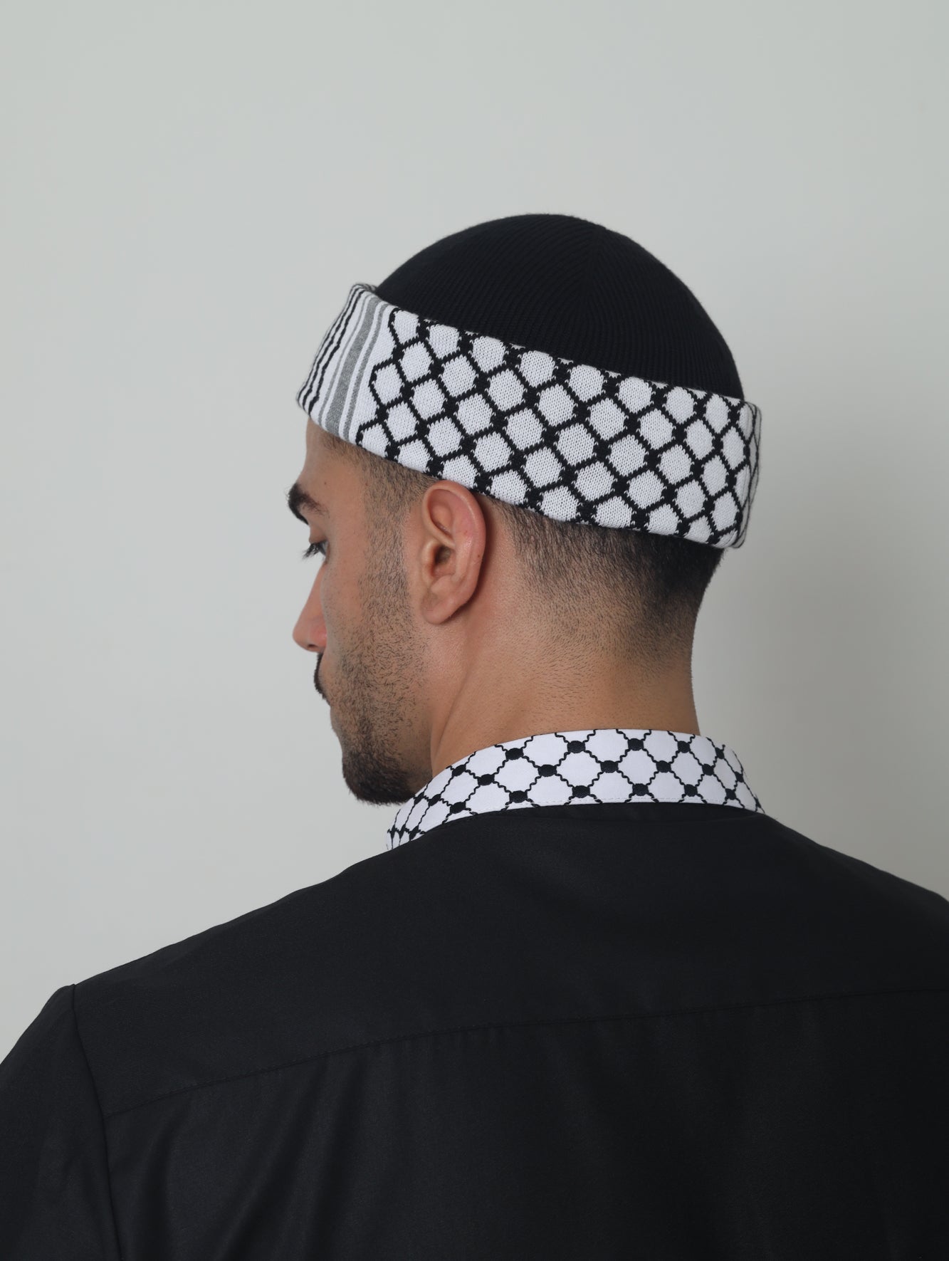 Palestine Kufiya Beanie Black top
