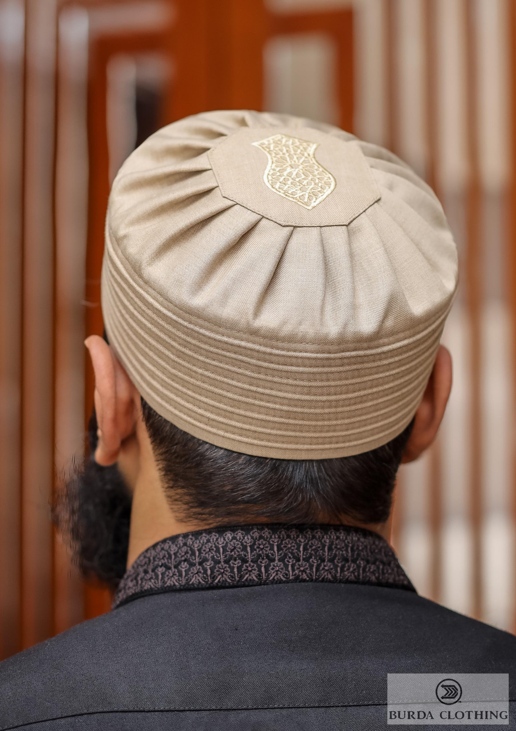 Burdaclothing 21 XS / Almond Sandal Pleated Kufi S008