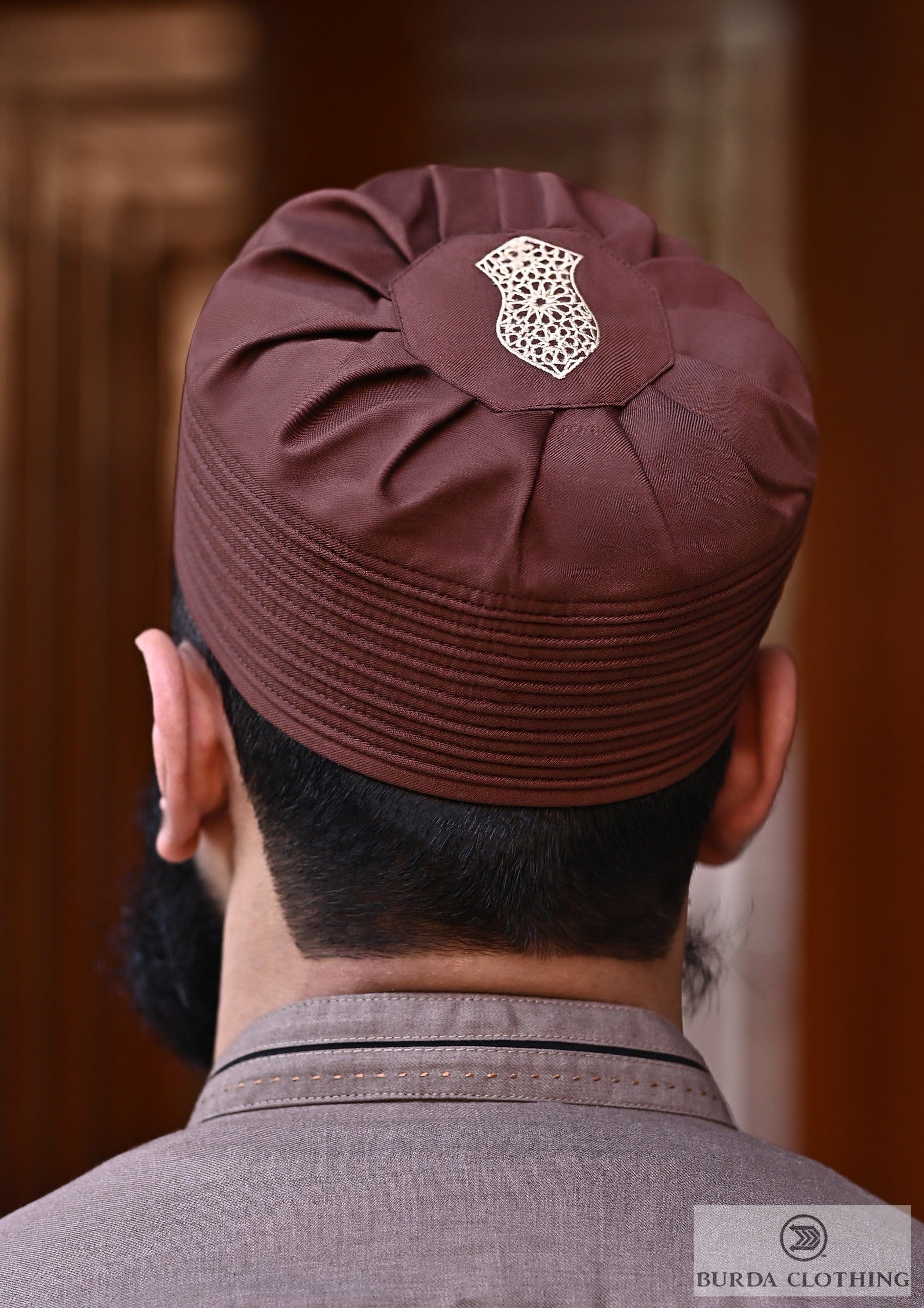 Burdaclothing 21XS / Brown Sandal Pleated Kufi S008