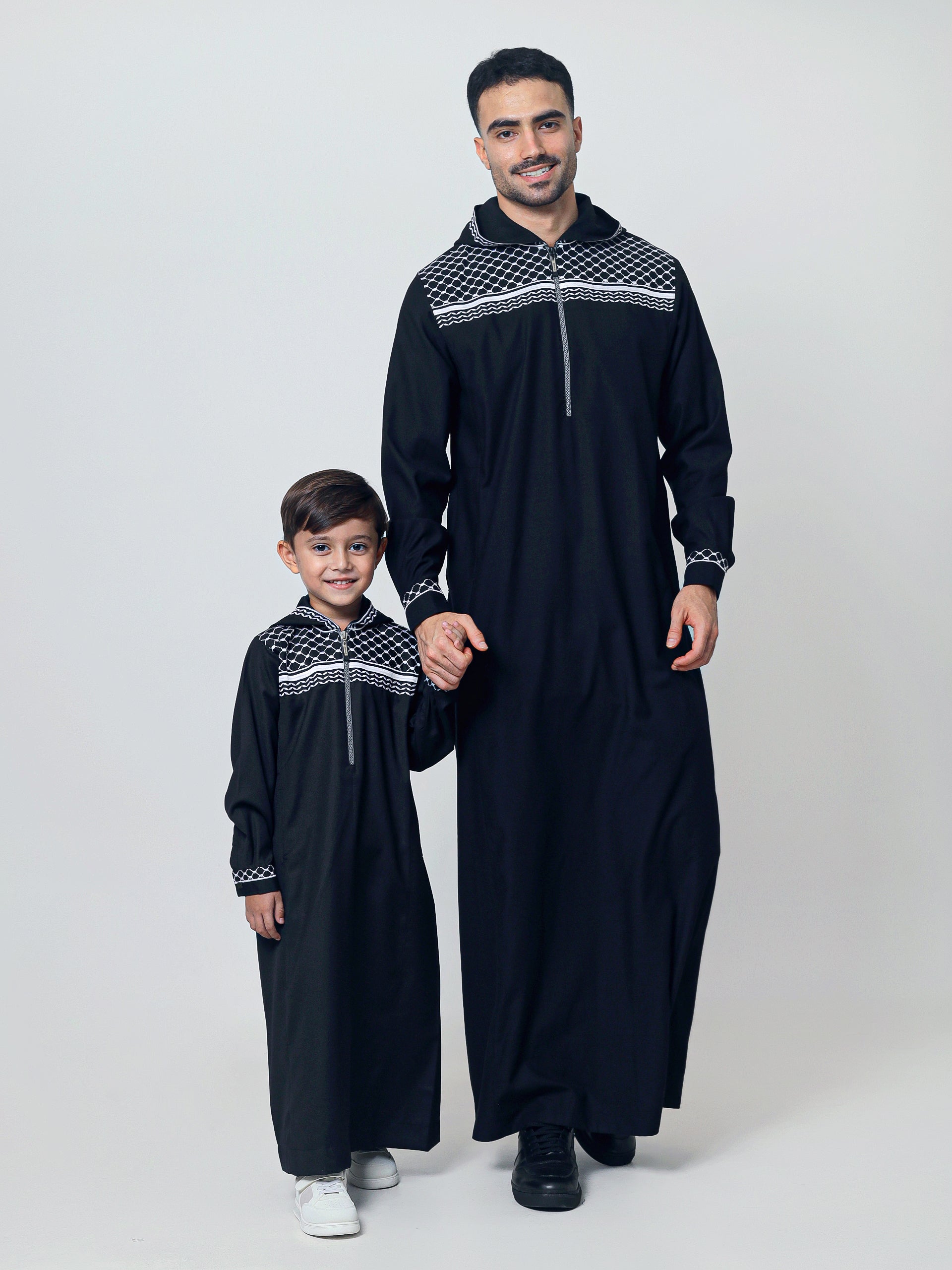 Adult Thobe 305 Black by Burdaclothing