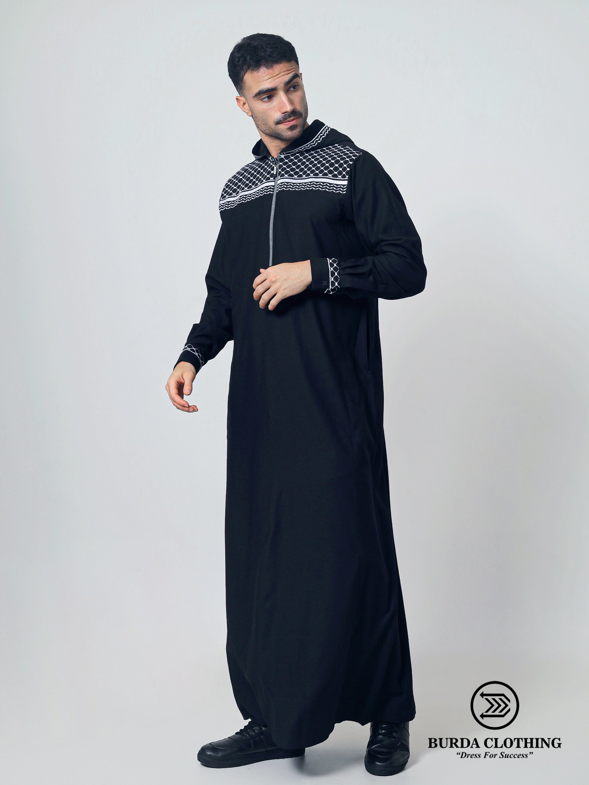 Adult Thobe 305 Black by Burdaclothing