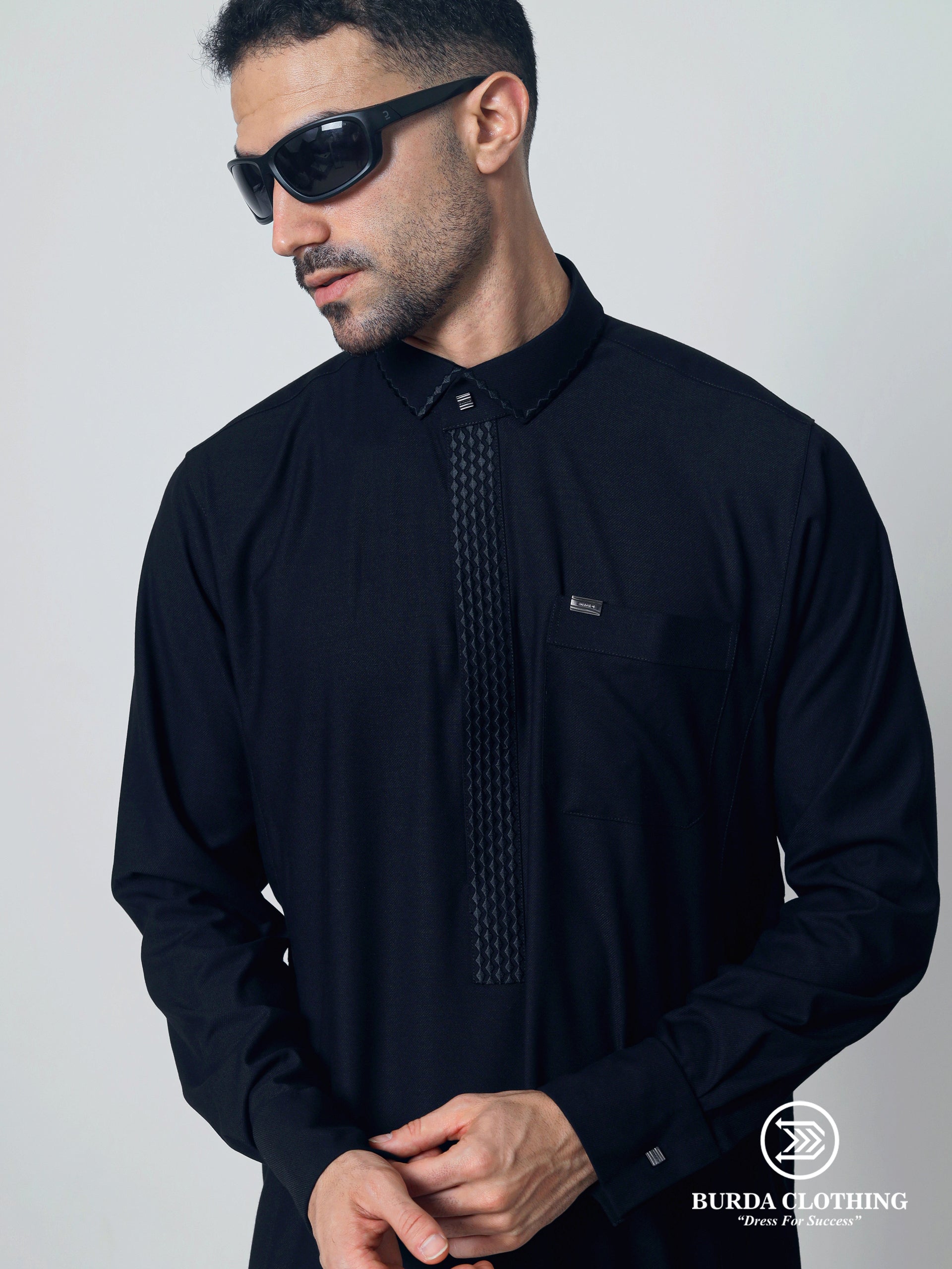 Adult Thobe 307 Black by Burdaclothing