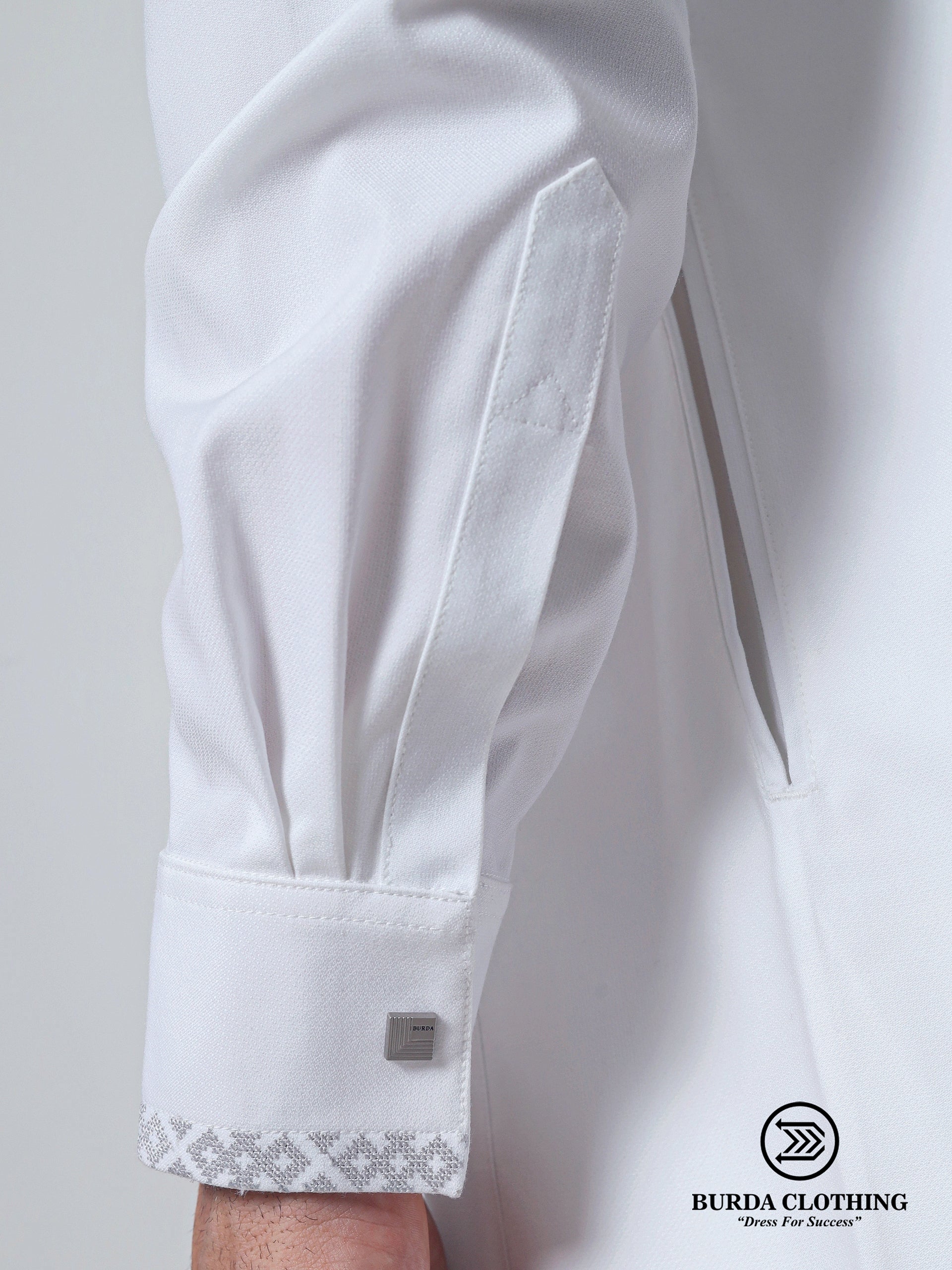 Adult Thobe 313 White by Burdaclothing