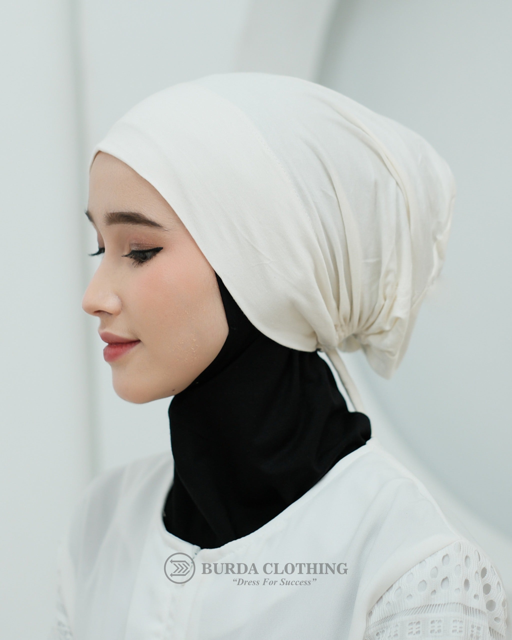 Jersey Hijab Undercap / Underscarves Off White by Burdaclothing