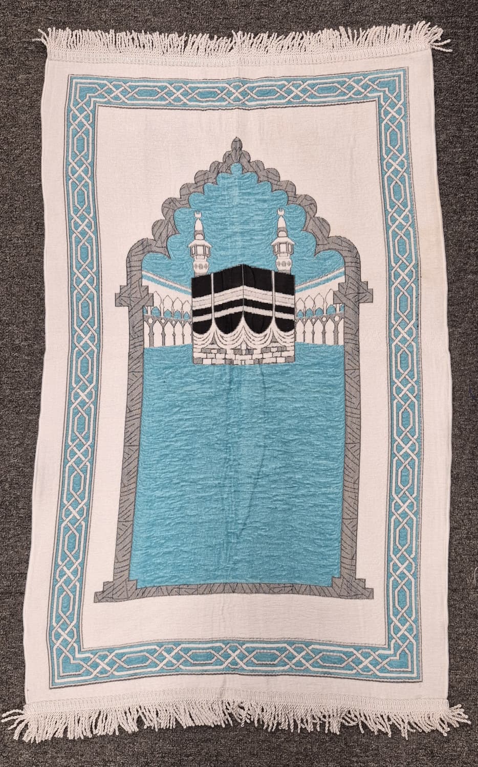 Luxurious Velvet Prayer Mat – Soft, Elegant & Foldable – Available in 10 colors by Burdaclothing