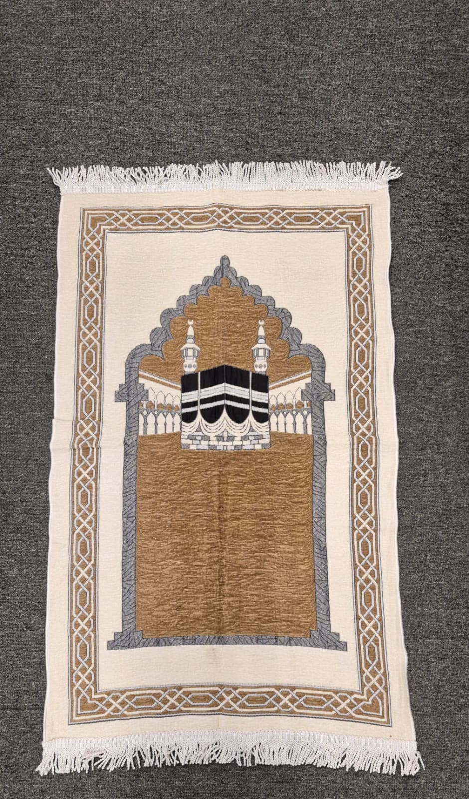Luxurious Velvet Prayer Mat – Soft, Elegant & Foldable – Available in 10 colors by Burdaclothing