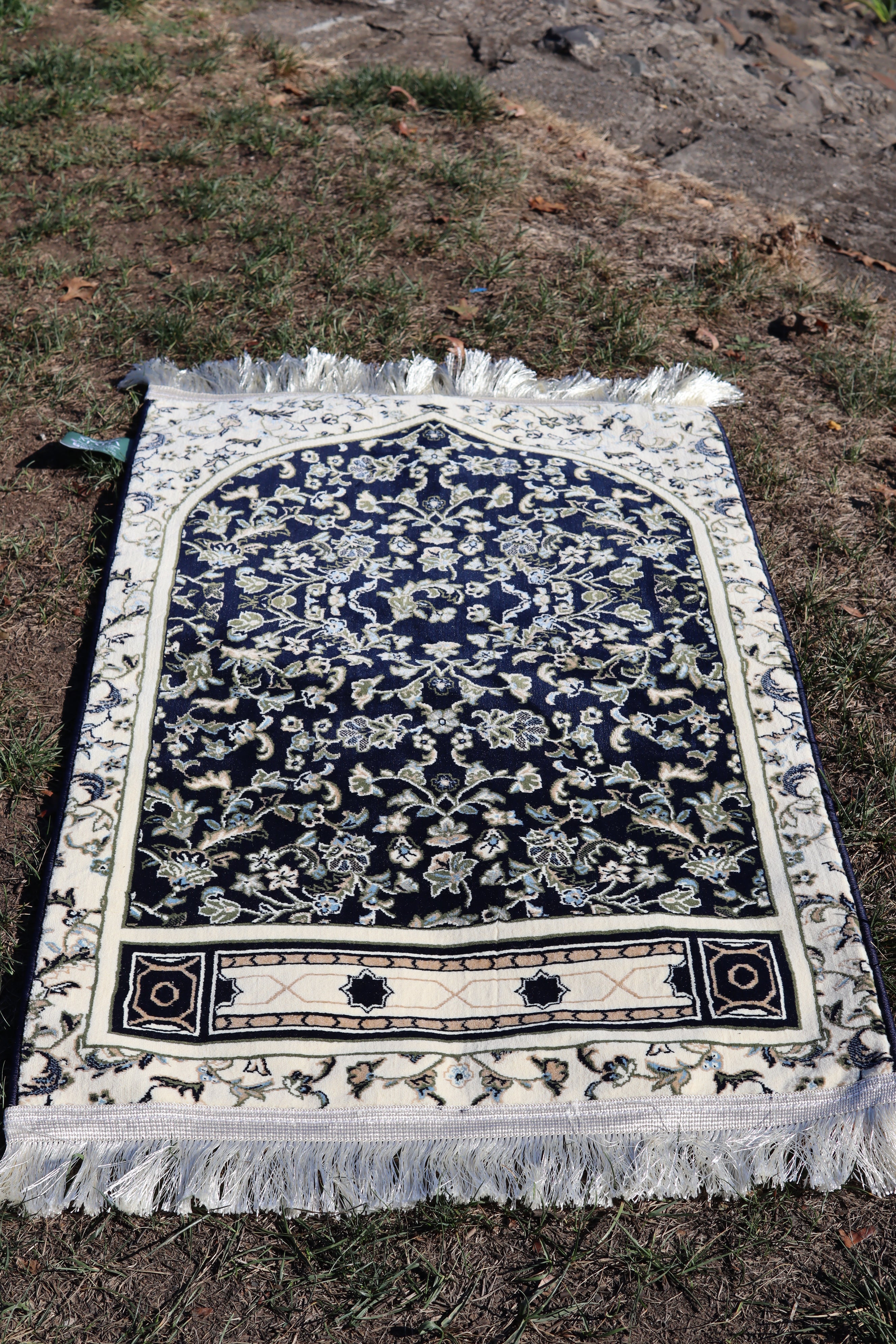 Medina Classic Carpet 0346-Navy by Burdaclothing