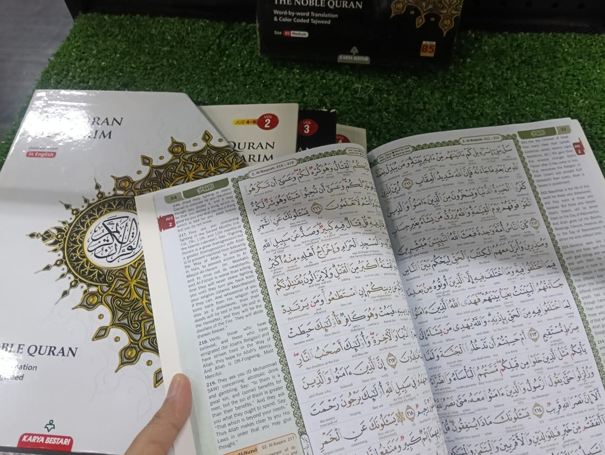 Burdaclothing Noble Perjilid (B5) SIPARA SET 10 BOOKS| The Noble Quran Word By Word Translation and Color Coded Tajweed (Maqdis Al Quran Al Karim) Medium Size B5 (English-Arabic)