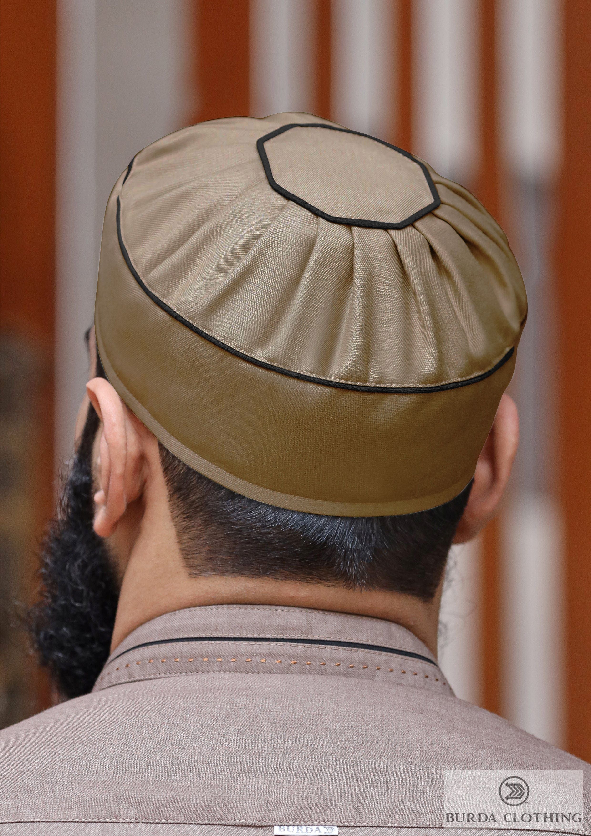 Talib Kufi S007 21 XS / Gold by burdaclothing