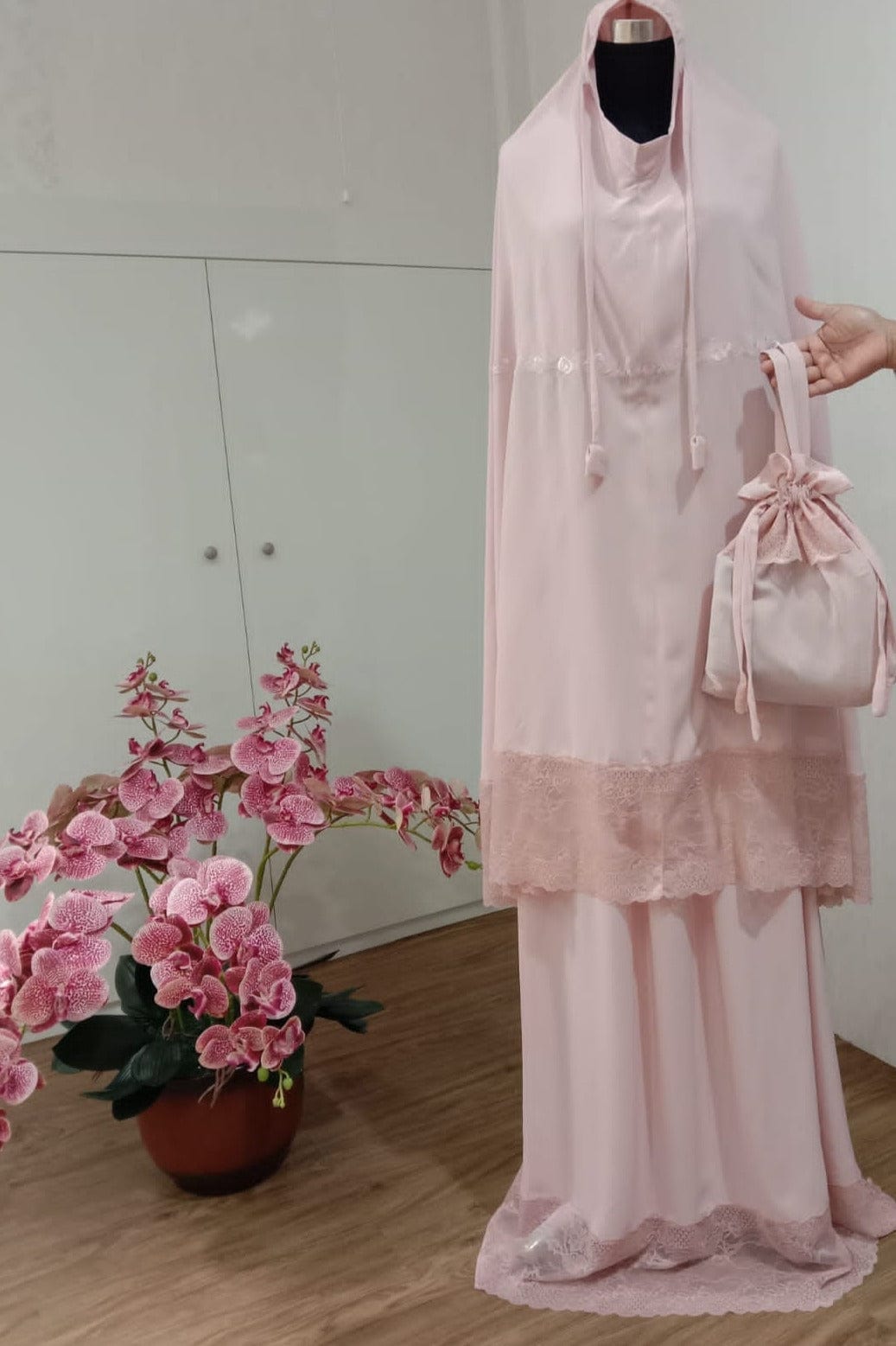 Burdaclothing TWO PIECE LACE SALAH PRAYER OUTFIT (3 MORE COLORS AVAILABLE)