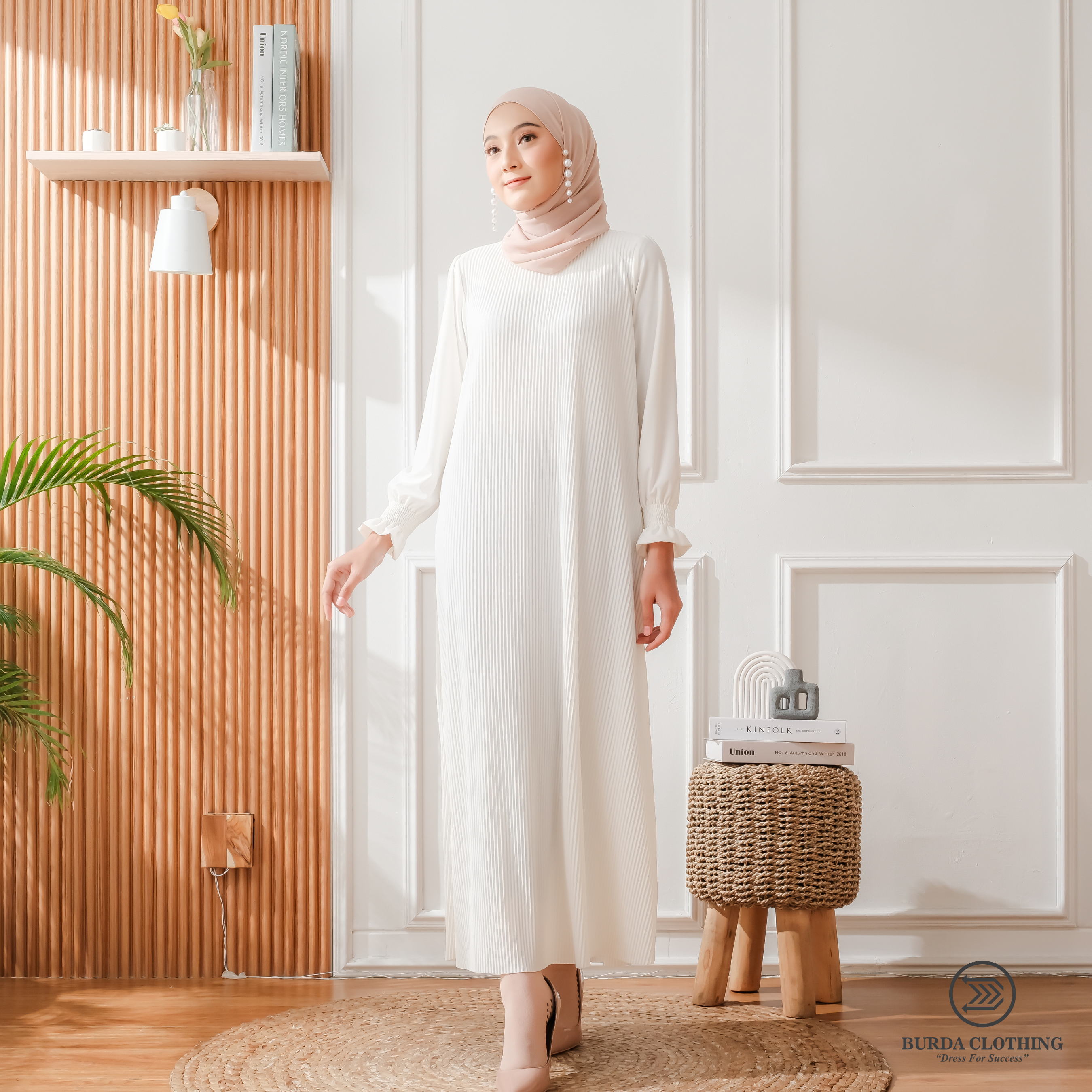 Women's Old dress White - Burdaclothing