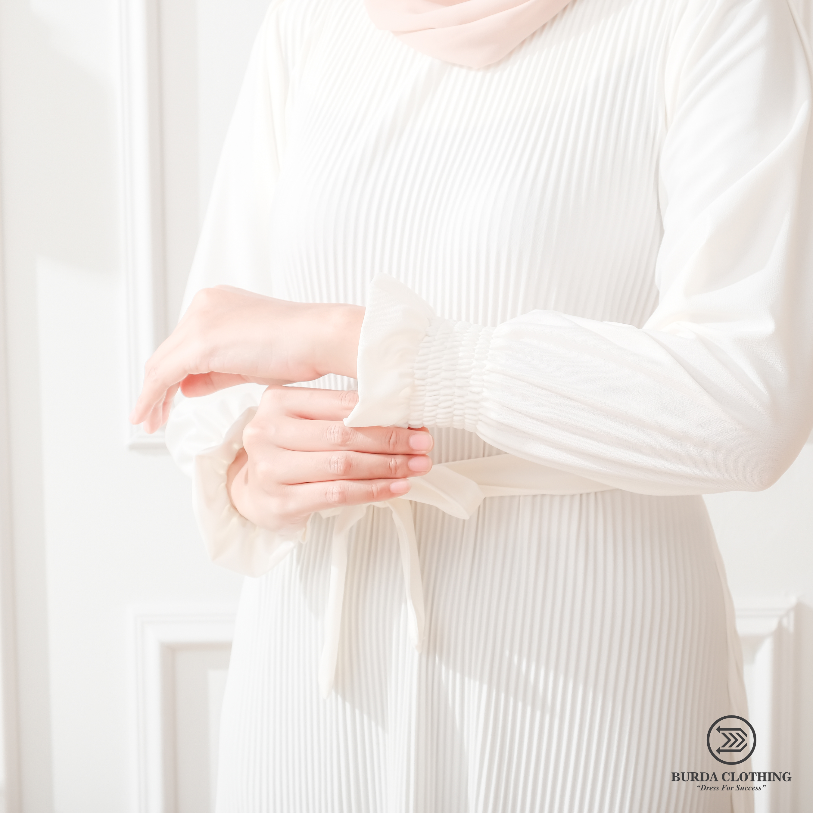 Women's Old dress White - Burdaclothing