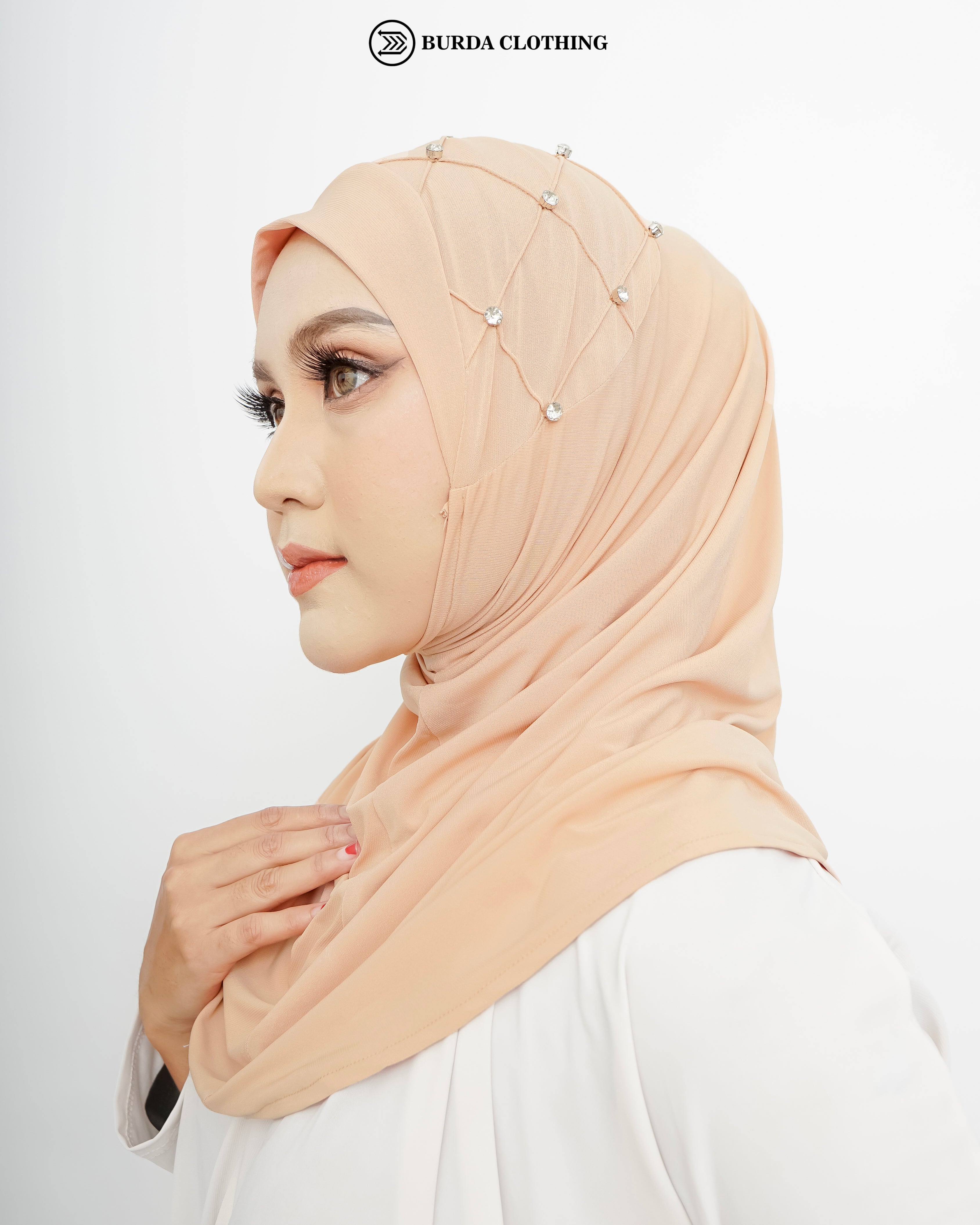 Pull on Hijab with stone (Jersey)