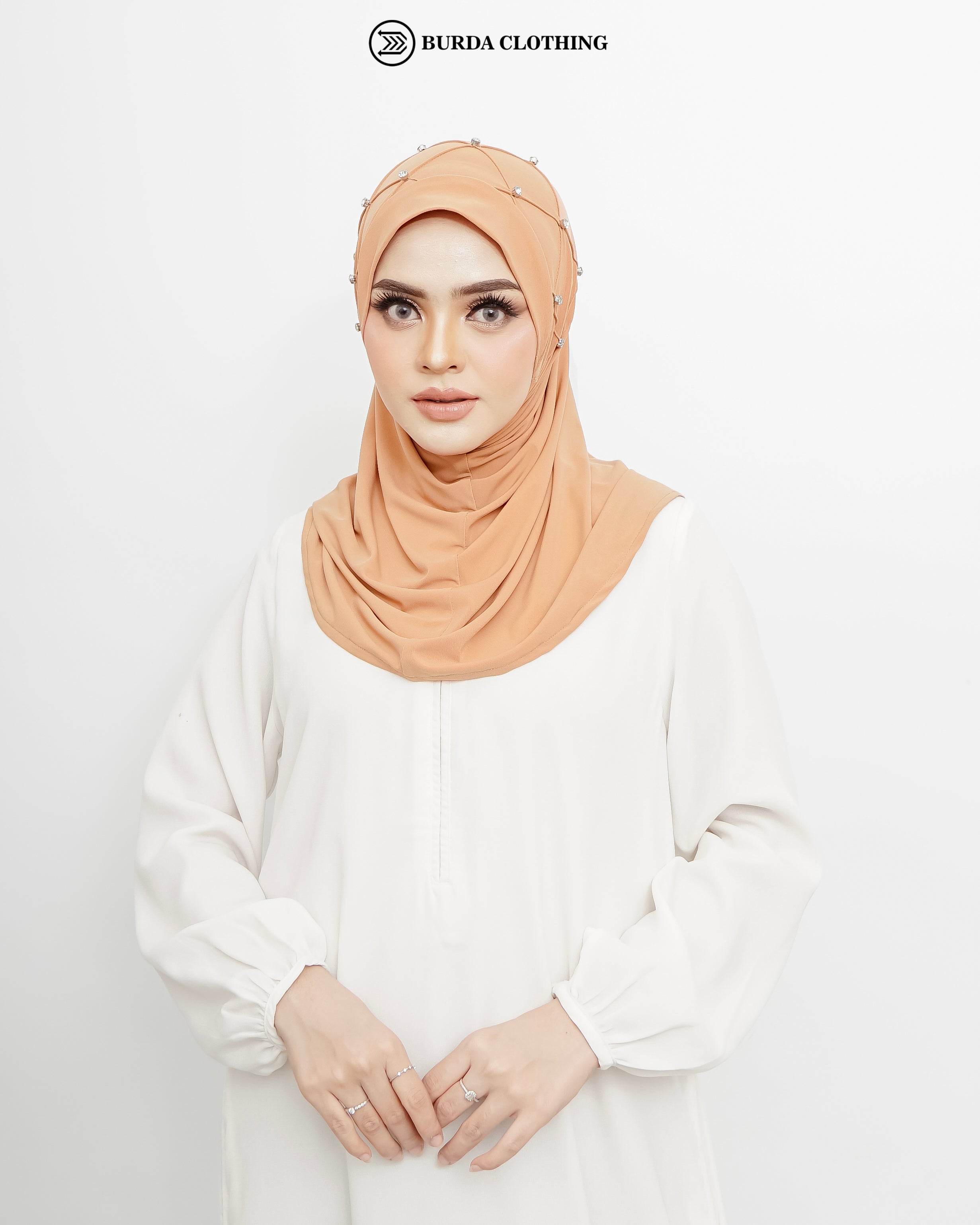 Pull on Hijab with stone (Jersey)