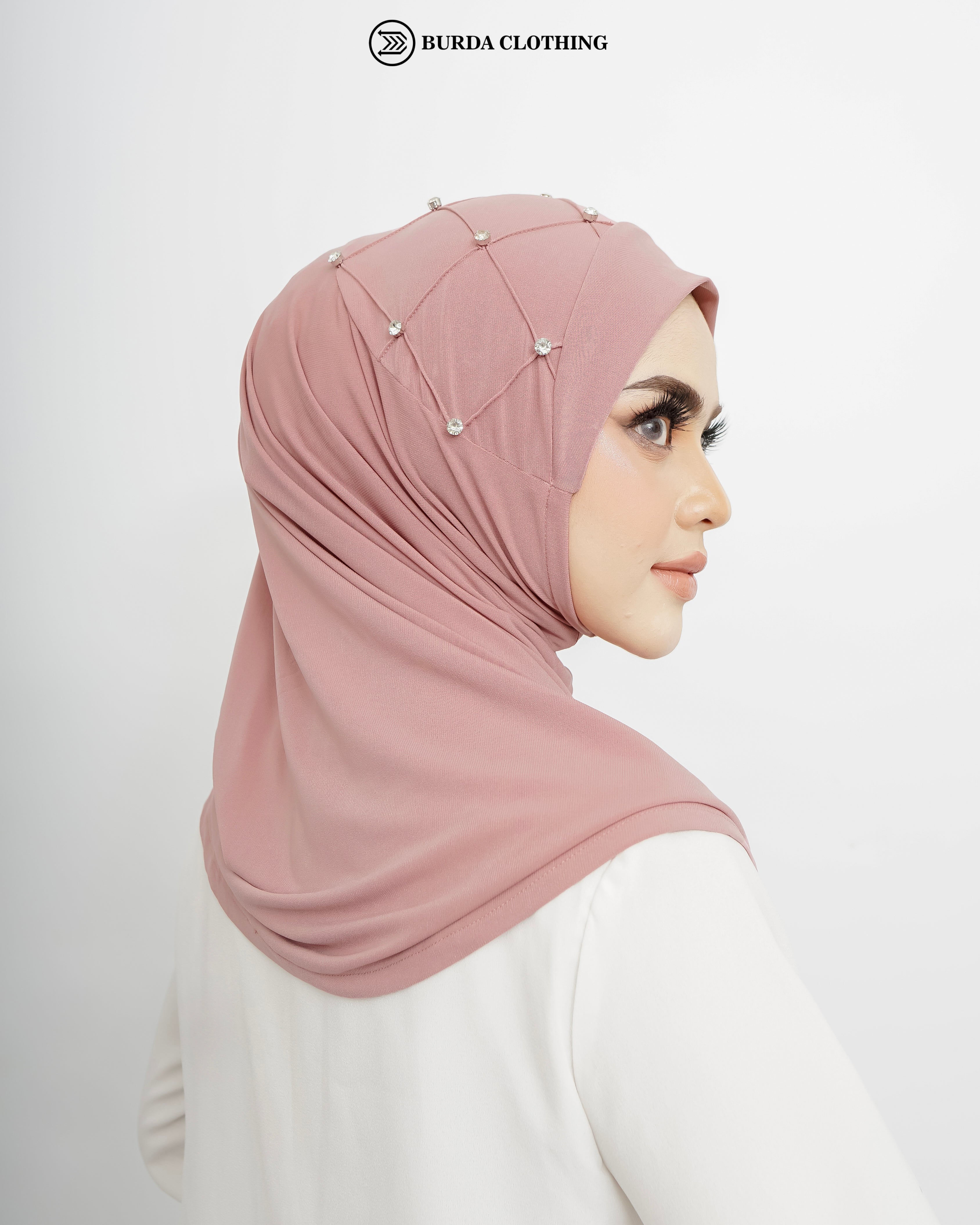 Pull on Hijab with stone (Jersey)