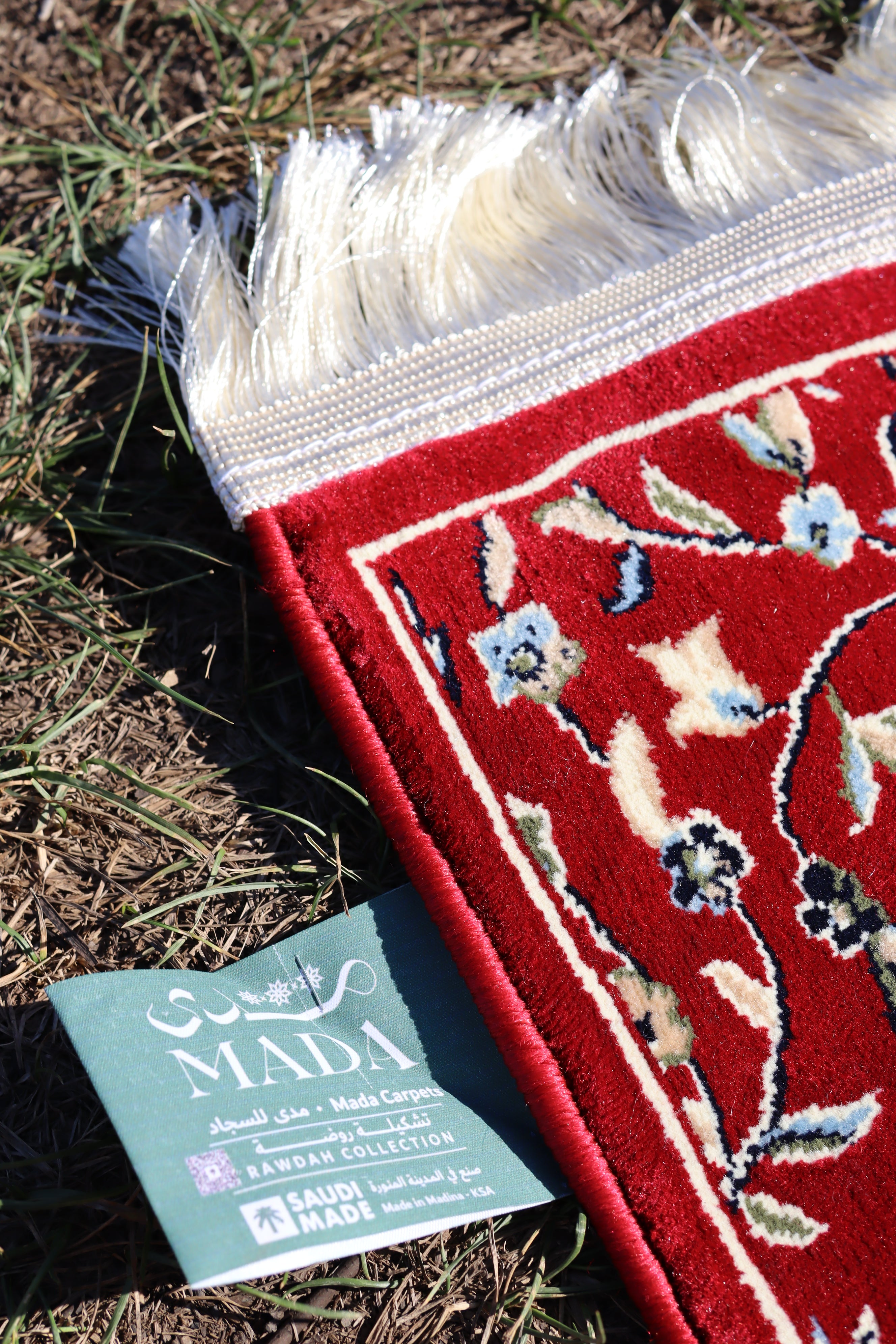 Medina Classic Carpet-Red