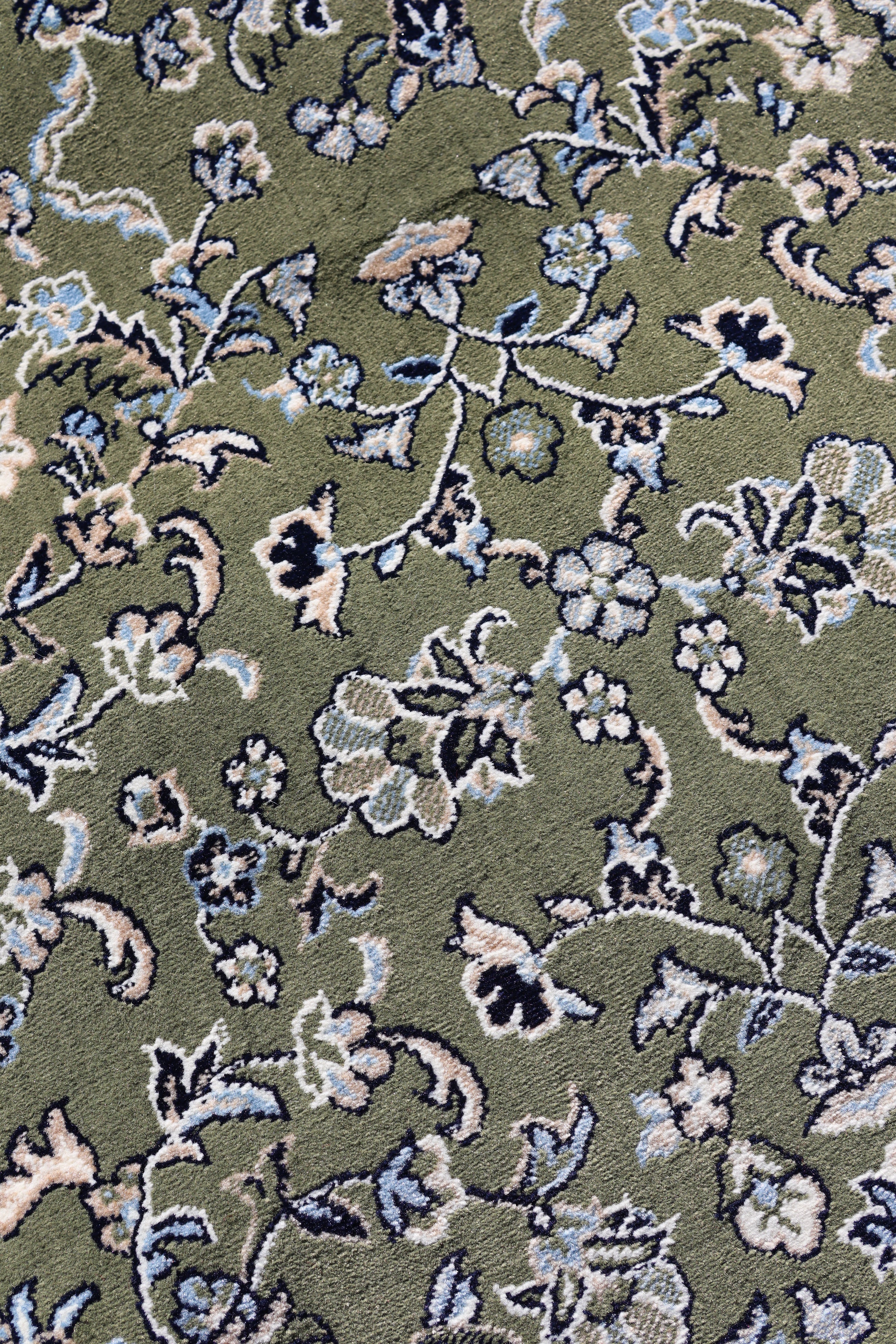 Medina Curved Carpet-Green