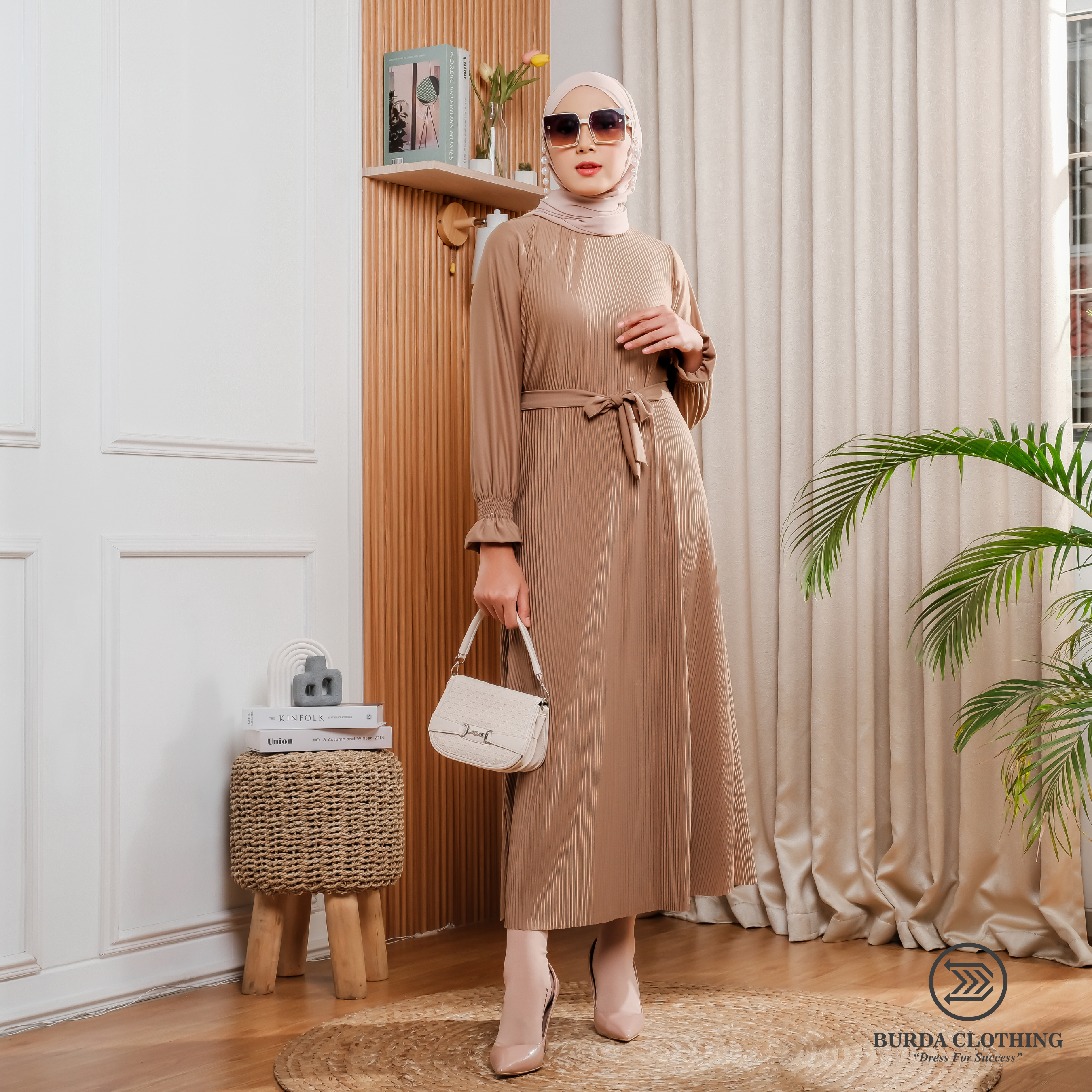 Women's Old dress Brown - Burdaclothing