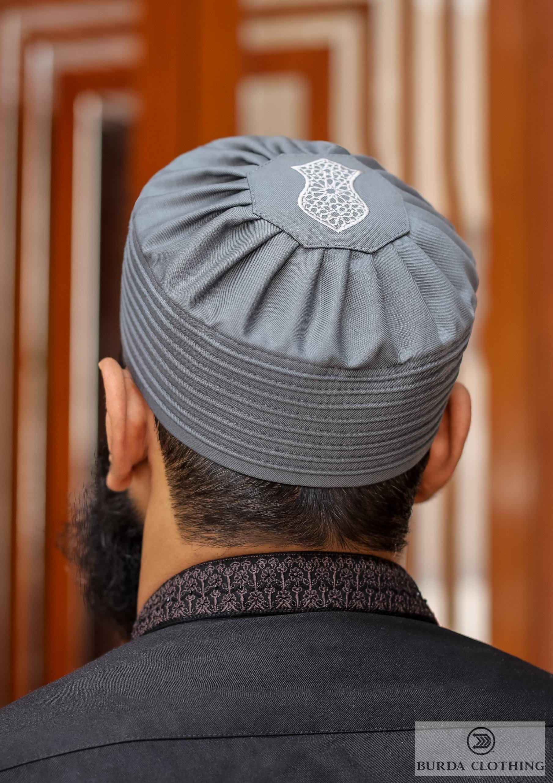 Burdaclothing 21 XS / Dark Gray Sandal Pleated Kufi S008