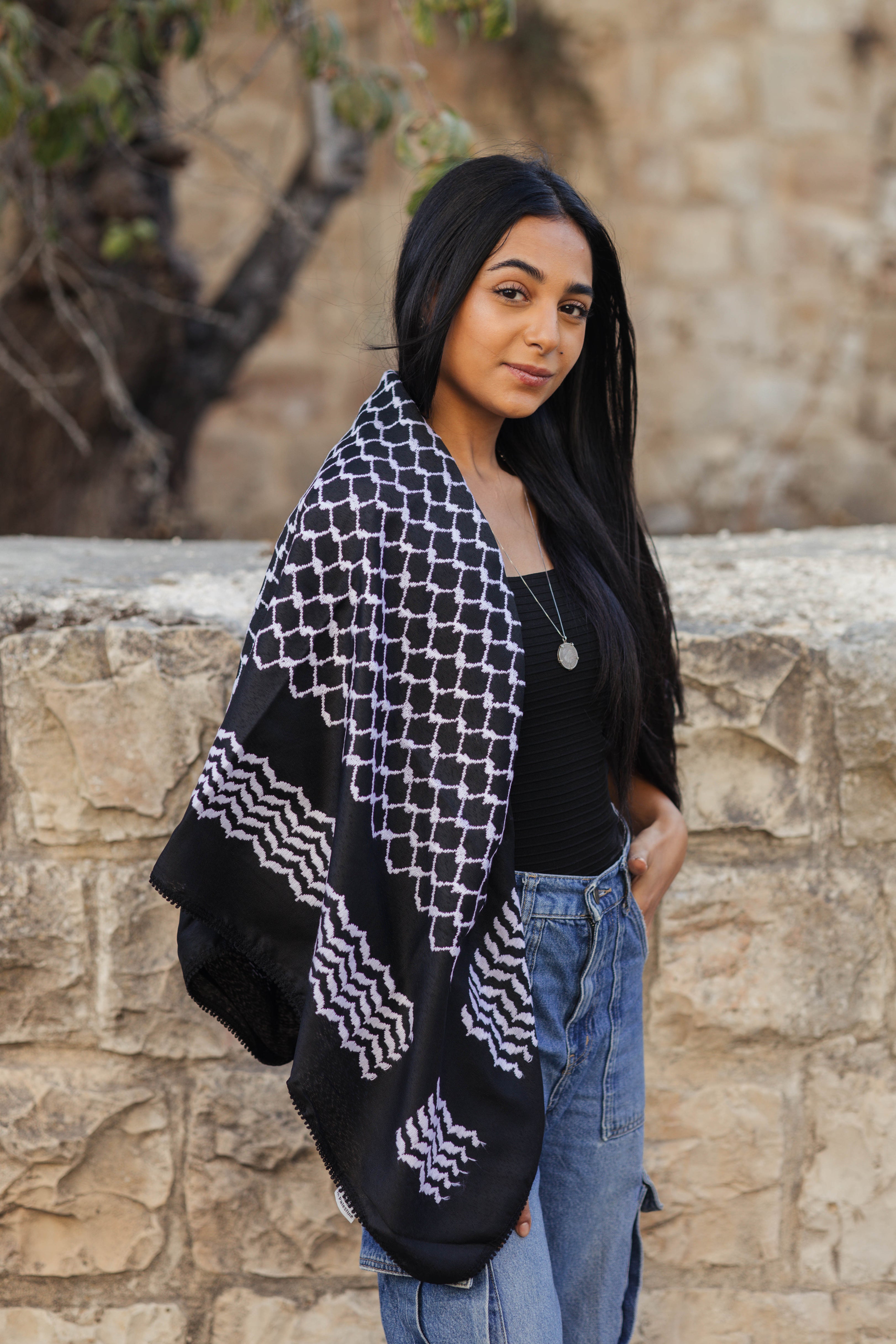 Black and White Nablus Kufiya by Burdaclothing