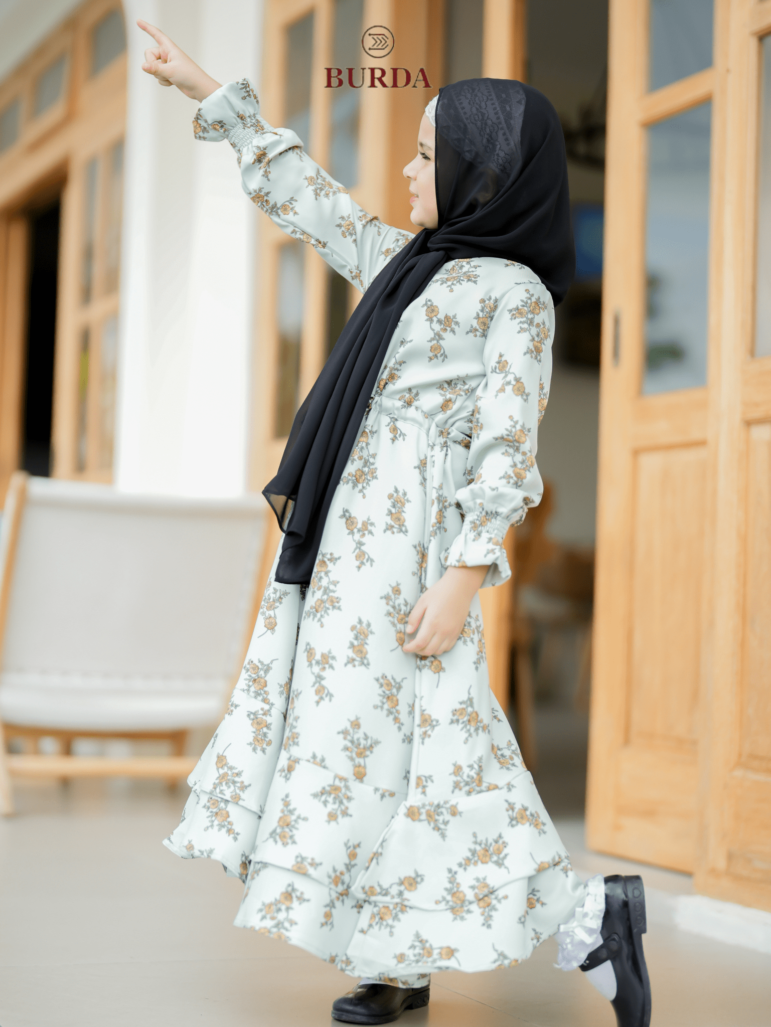 Burdaclothing Kid's Light Green Floral Dress