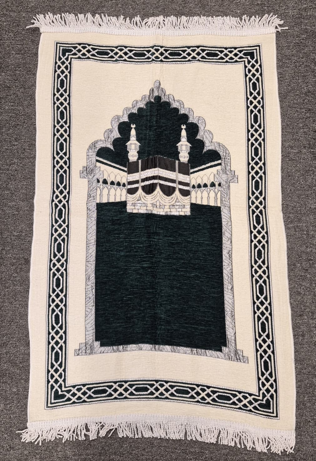 Luxurious Velvet Prayer Mat – Soft, Elegant & Foldable – Available in 10 colors by Burdaclothing