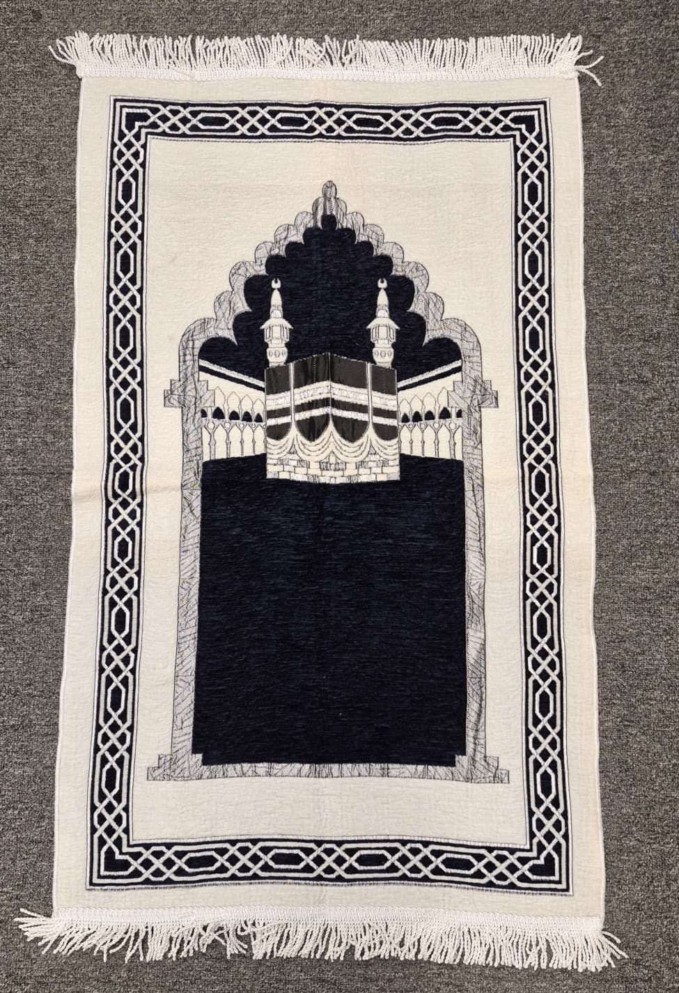 Luxurious Velvet Prayer Mat – Soft, Elegant & Foldable – Available in 10 colors by Burdaclothing