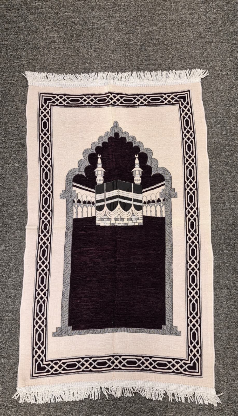 Luxurious Velvet Prayer Mat – Soft, Elegant & Foldable – Available in 10 colors by Burdaclothing