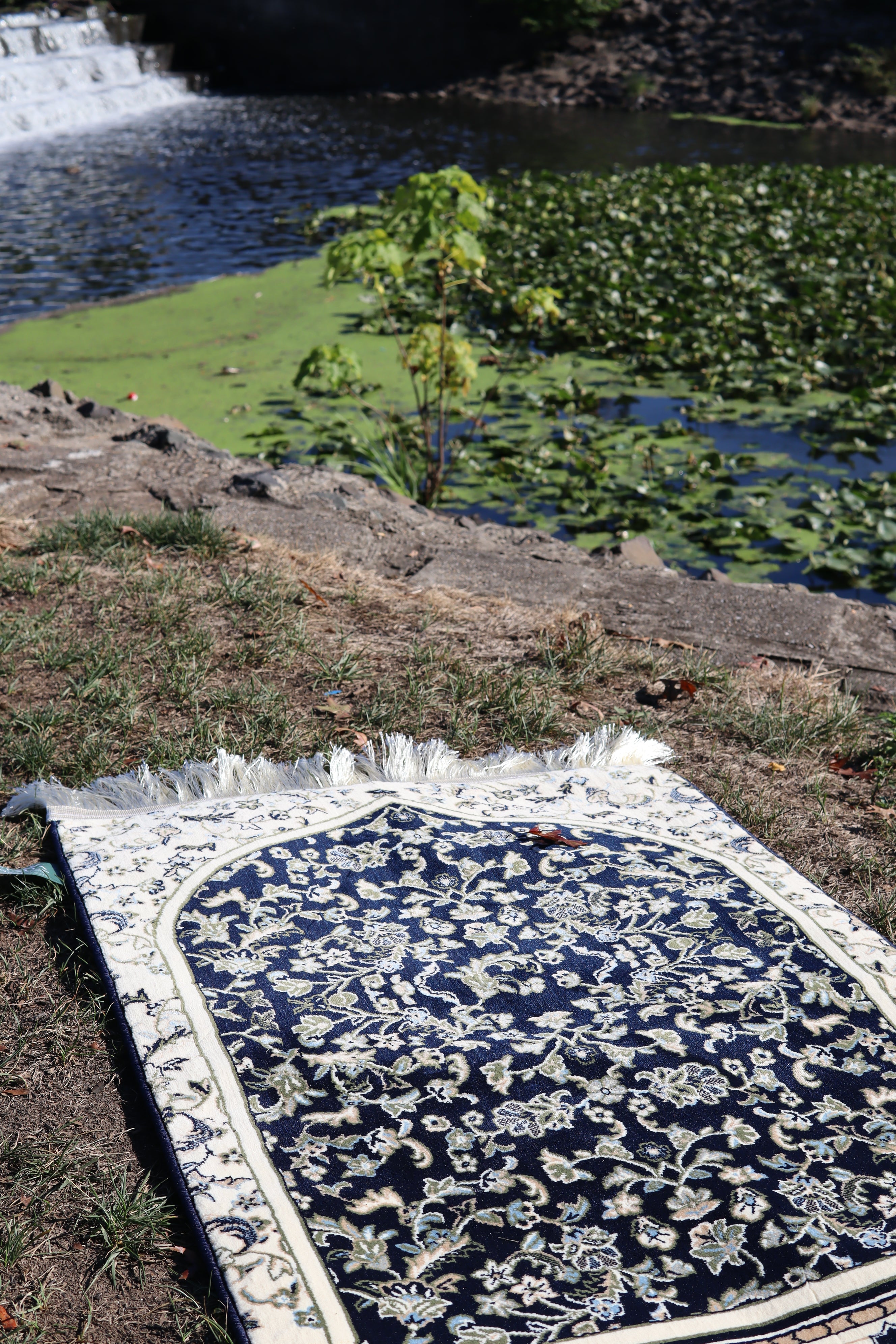 Medina Classic Carpet 0346-Navy by Burdaclothing