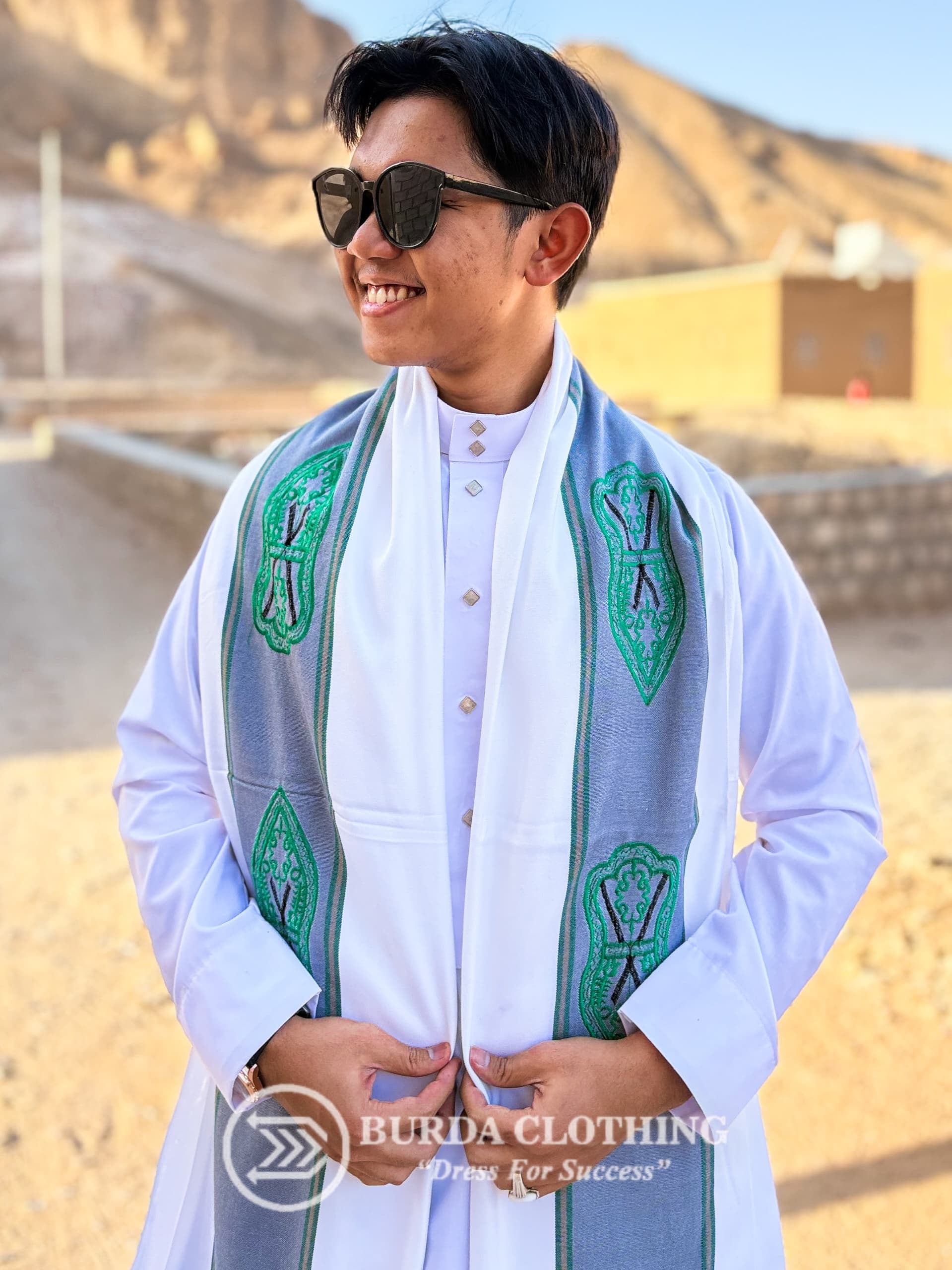 Yemeni Shawls by Burdaclothing